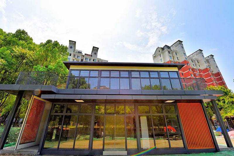 Public Toilet in Chunjiang Rd., Wuxi, Jiangsu Province (in eastern China)